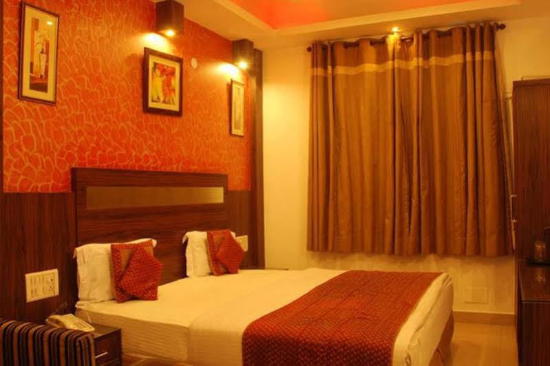 Hotel Baba Deluxe Near New Delhi Railway Station And City Center -By Rcg Hotels Ngoại thất bức ảnh